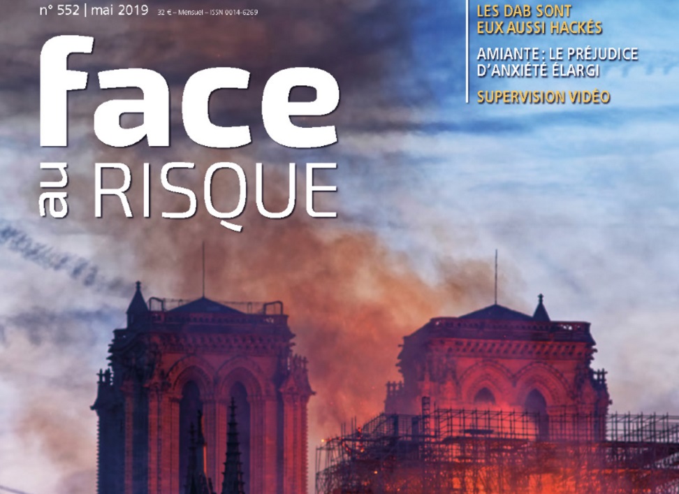 Incendie-Notre-Dame-Couv-Face-au-Risque-n%C2%B0-552-Cre%CC%81dit-O.Mabelly-Flickr-Cc Ceci est une légende Alt