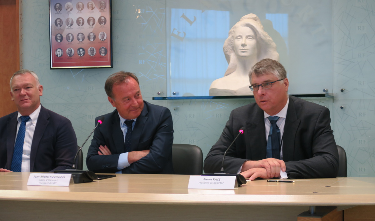 Signature du nouveau partenariat entre Élancourt et Genetec (photo Face au Risque).