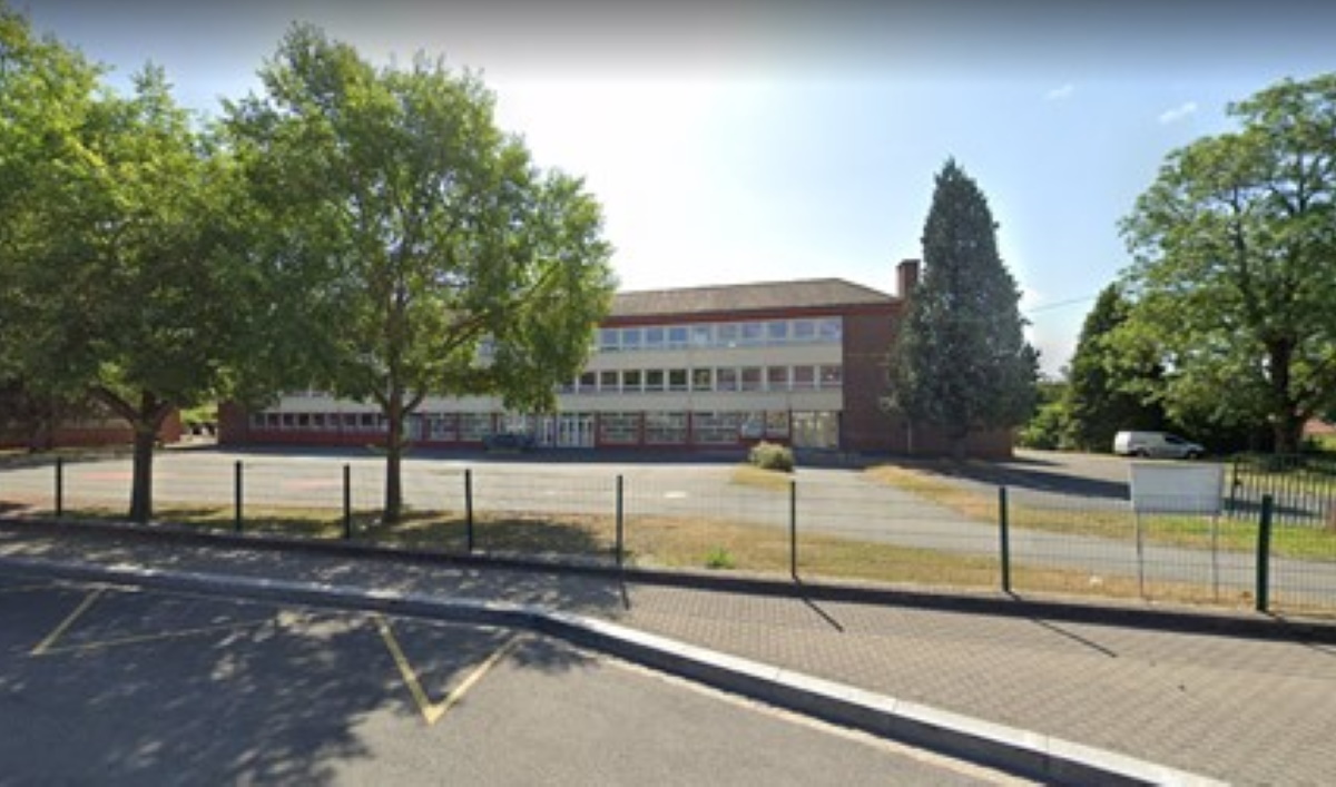 Ecole-Curie-Pasteur-de-Lomme-Nord-Cre%CC%81dit-Google-street-view