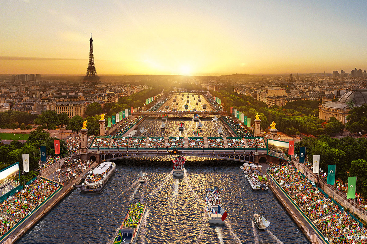 Aerial view of Paris with Eiffel tower and Seine river - Crédit: Florian Hulleu